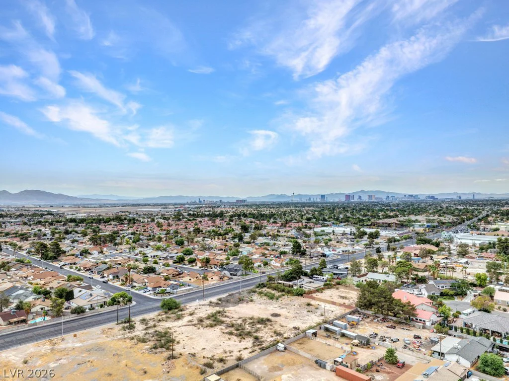 oojones Jone, Las Vegas, NV 89108