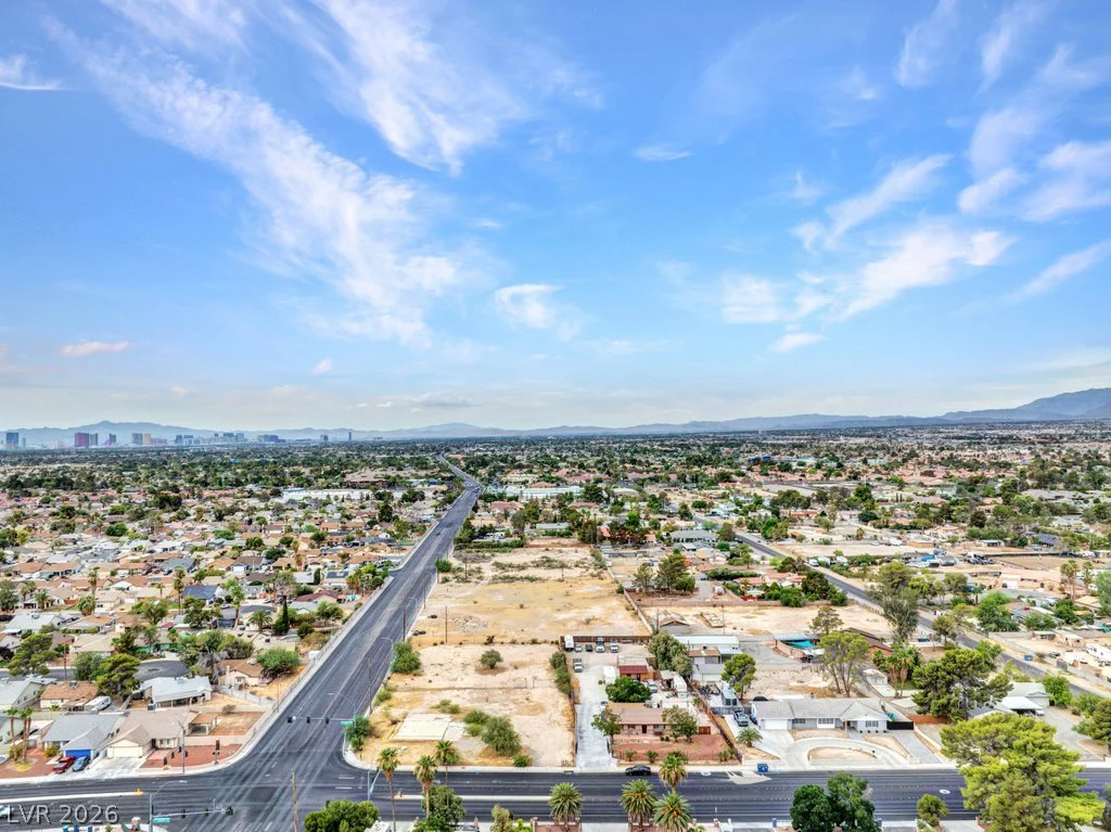 oojones Jone, Las Vegas, NV 89108