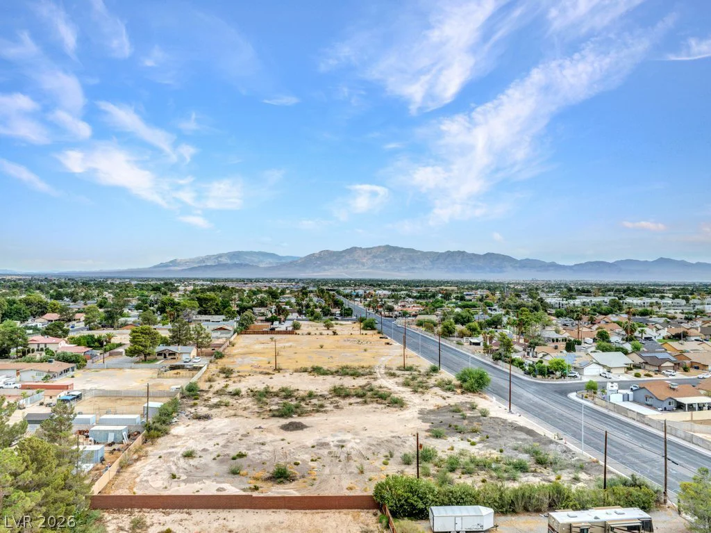 oojones Jone, Las Vegas, NV 89108