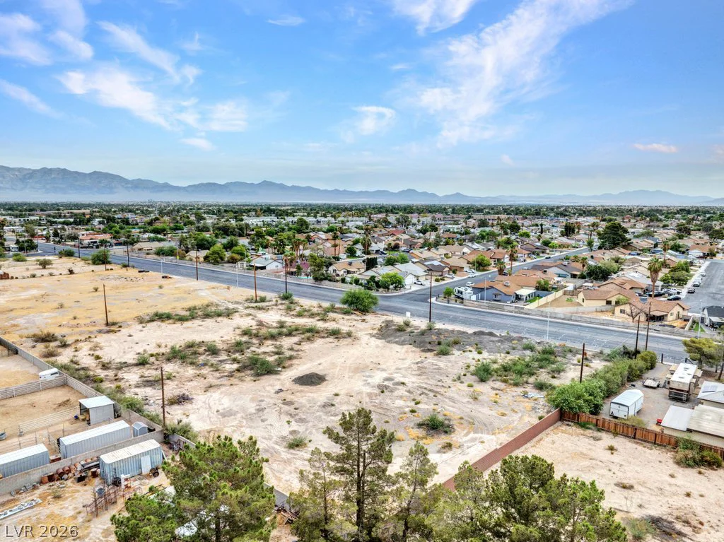 oojones Jone, Las Vegas, NV 89108