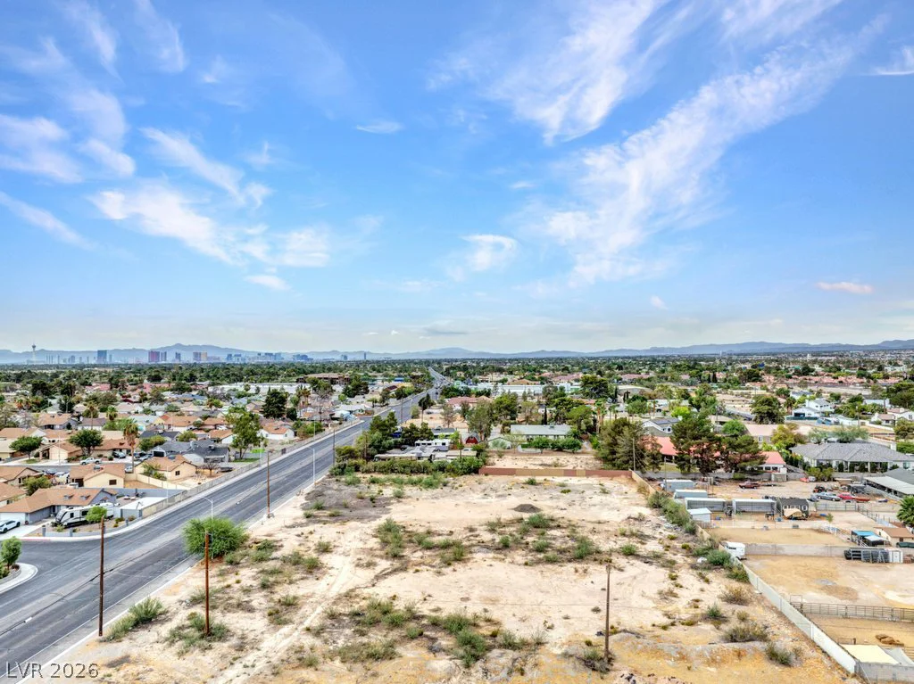 oojones Jone, Las Vegas, NV 89108