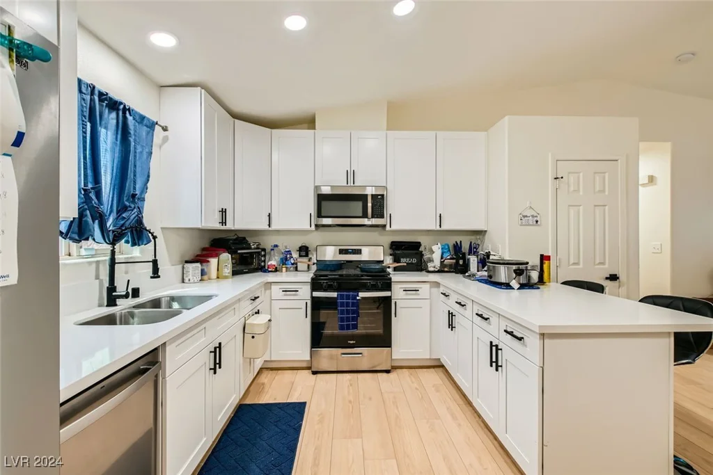 475 Merlayne, Henderson, NV 89011