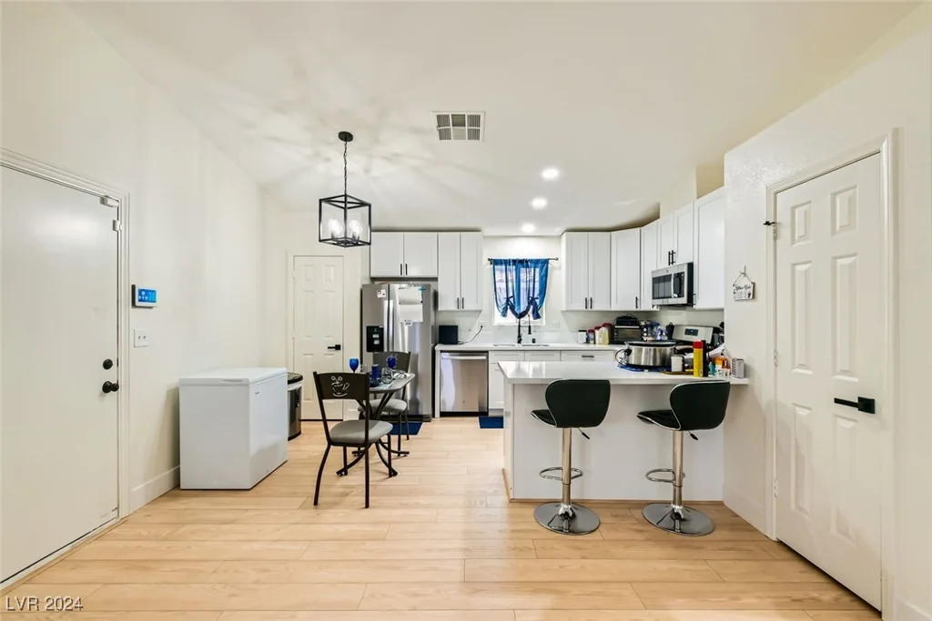 475 Merlayne, Henderson, NV 89011