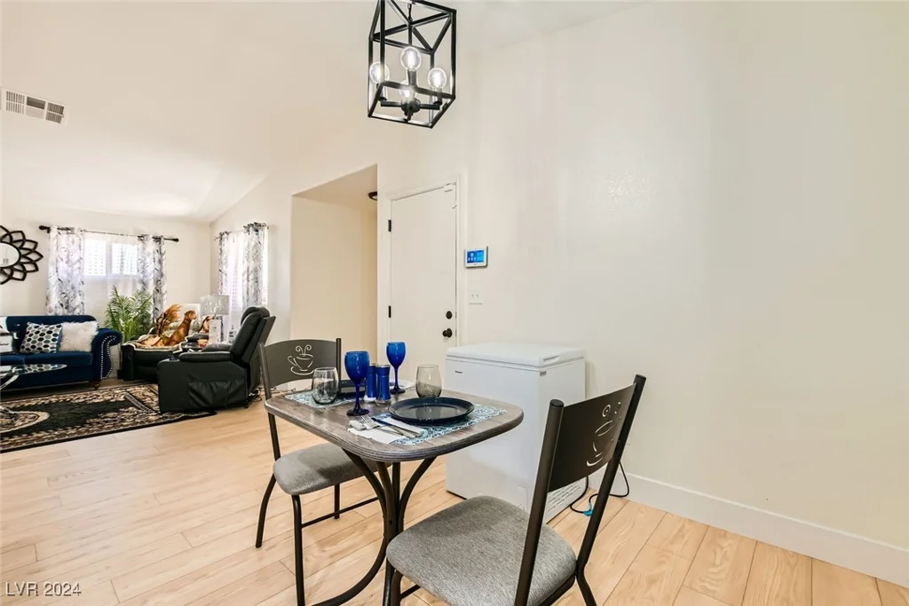 475 Merlayne, Henderson, NV 89011