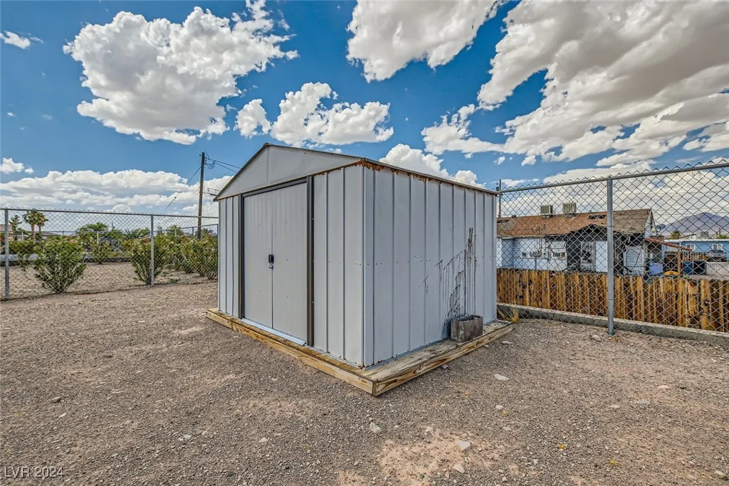 475 Merlayne, Henderson, NV 89011