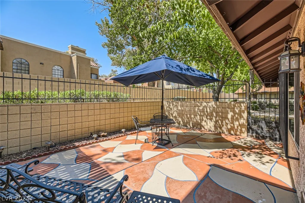 5102 Village, Las Vegas, NV 89142