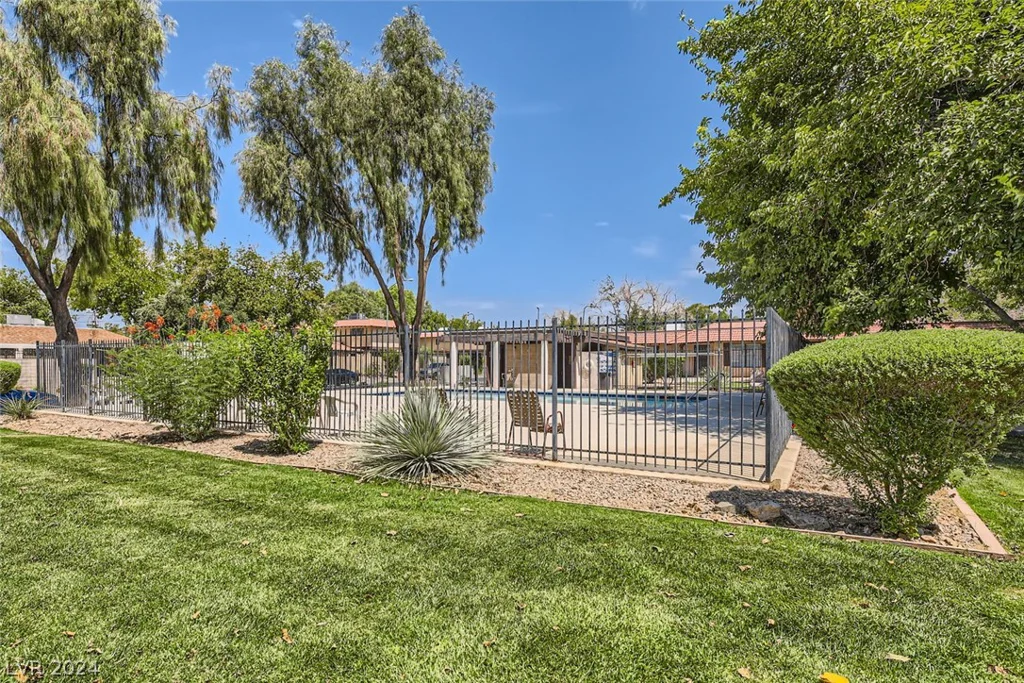 5102 Village, Las Vegas, NV 89142