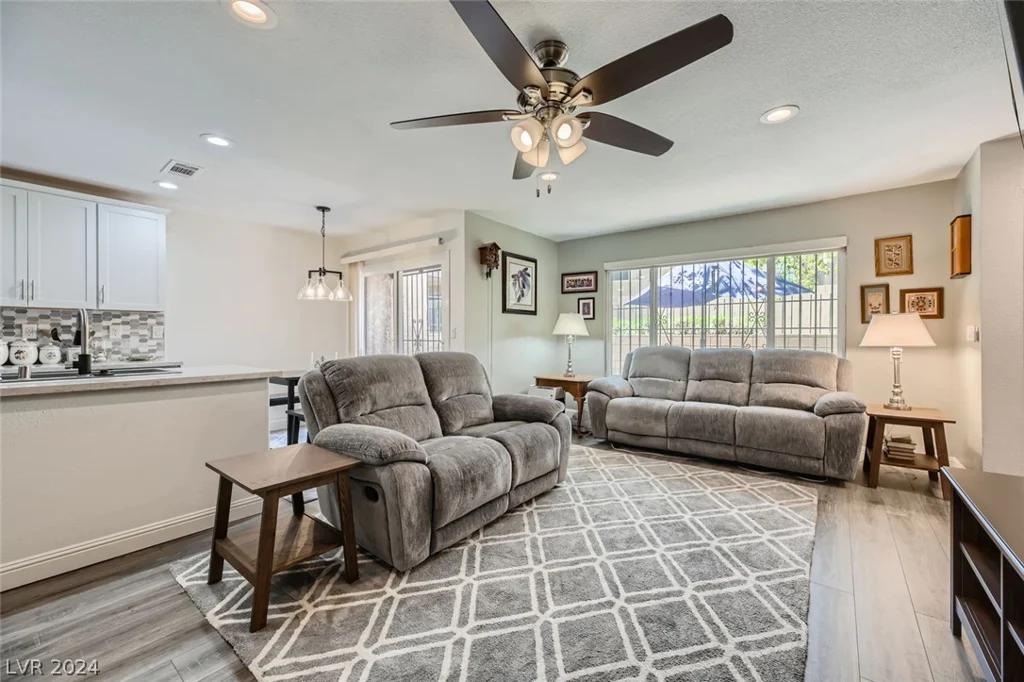 5102 Village, Las Vegas, NV 89142