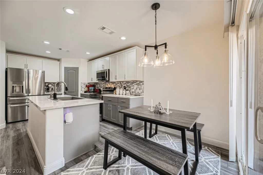 5102 Village, Las Vegas, NV 89142