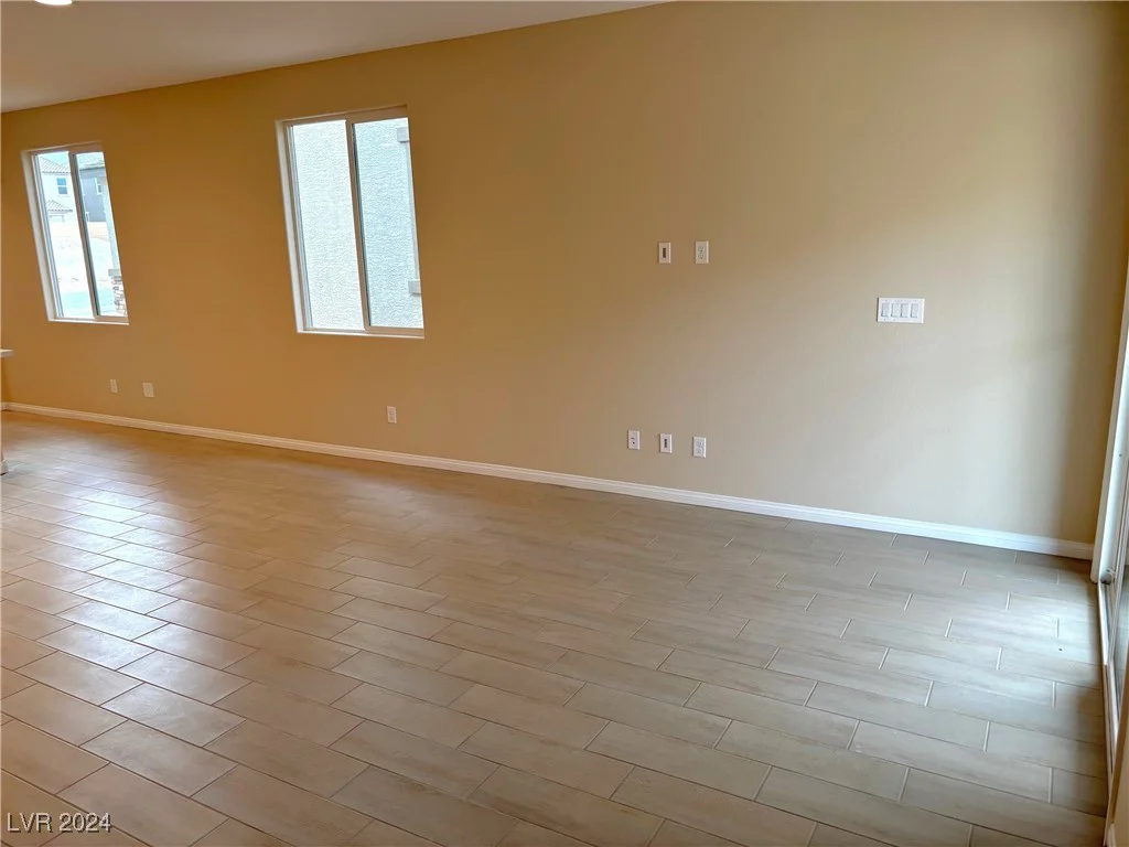 9880 Angel Valley, Las Vegas, NV 89178