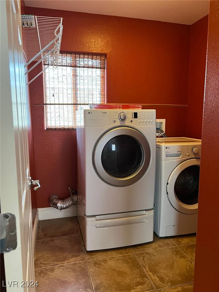 4793 Frankfurt, Las Vegas, NV 89147
