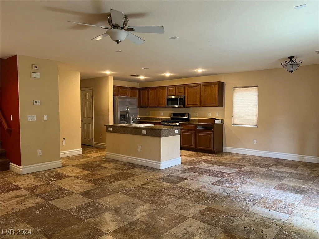 4793 Frankfurt, Las Vegas, NV 89147
