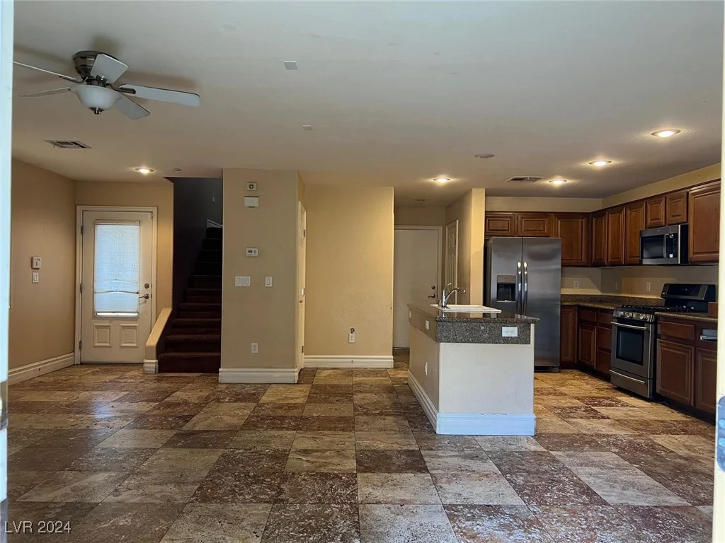 4793 Frankfurt, Las Vegas, NV 89147