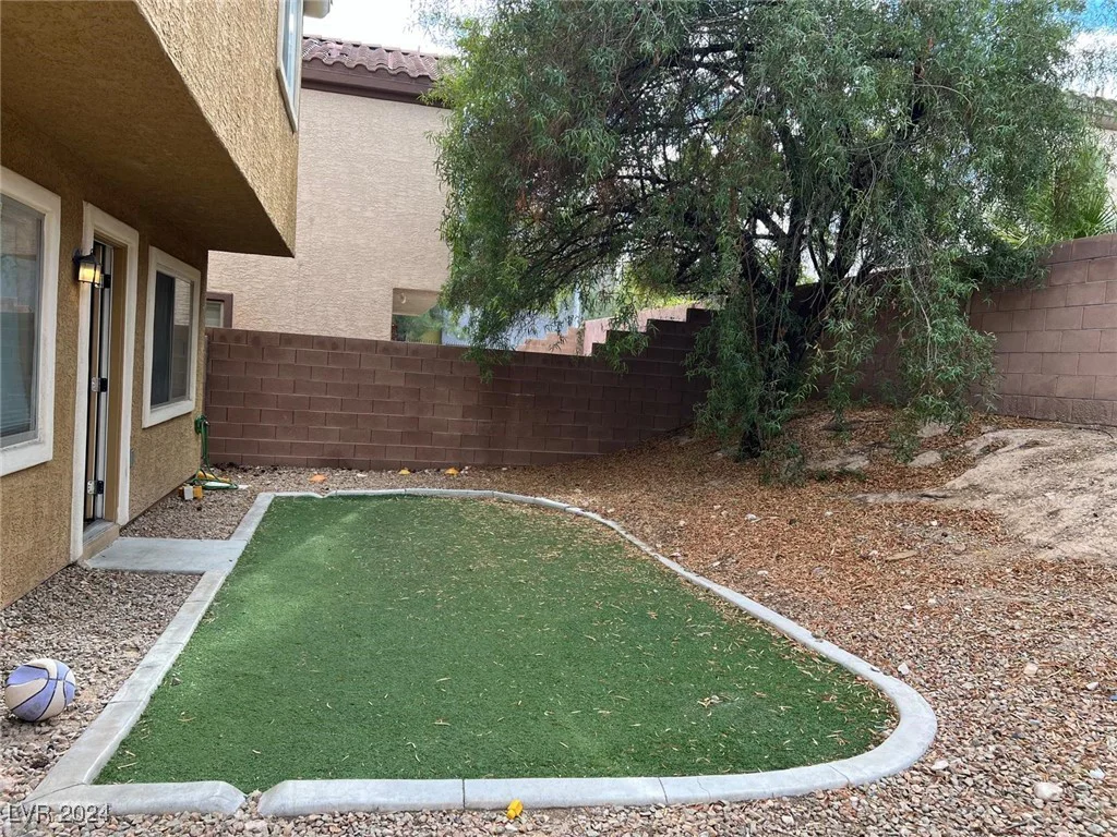 4793 Frankfurt, Las Vegas, NV 89147