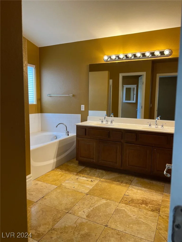 4793 Frankfurt, Las Vegas, NV 89147