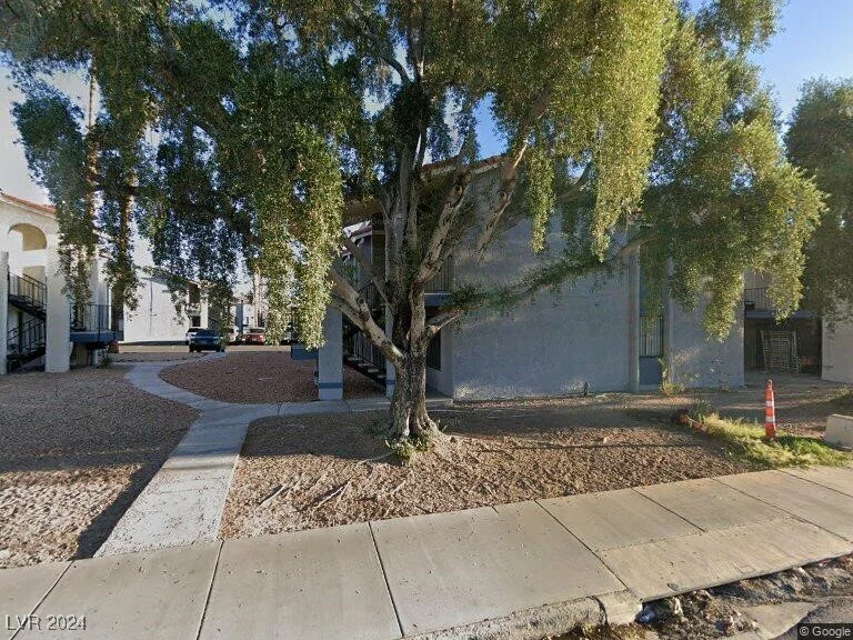 4664 Twain, Las Vegas, NV 89103