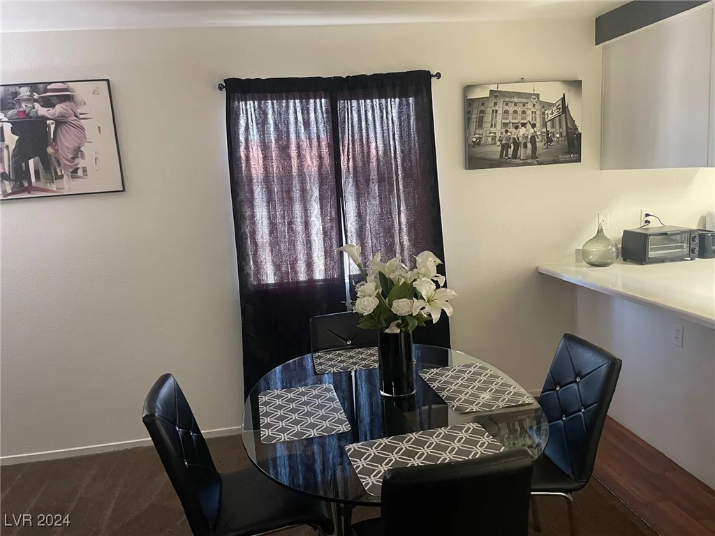 4664 Twain, Las Vegas, NV 89103