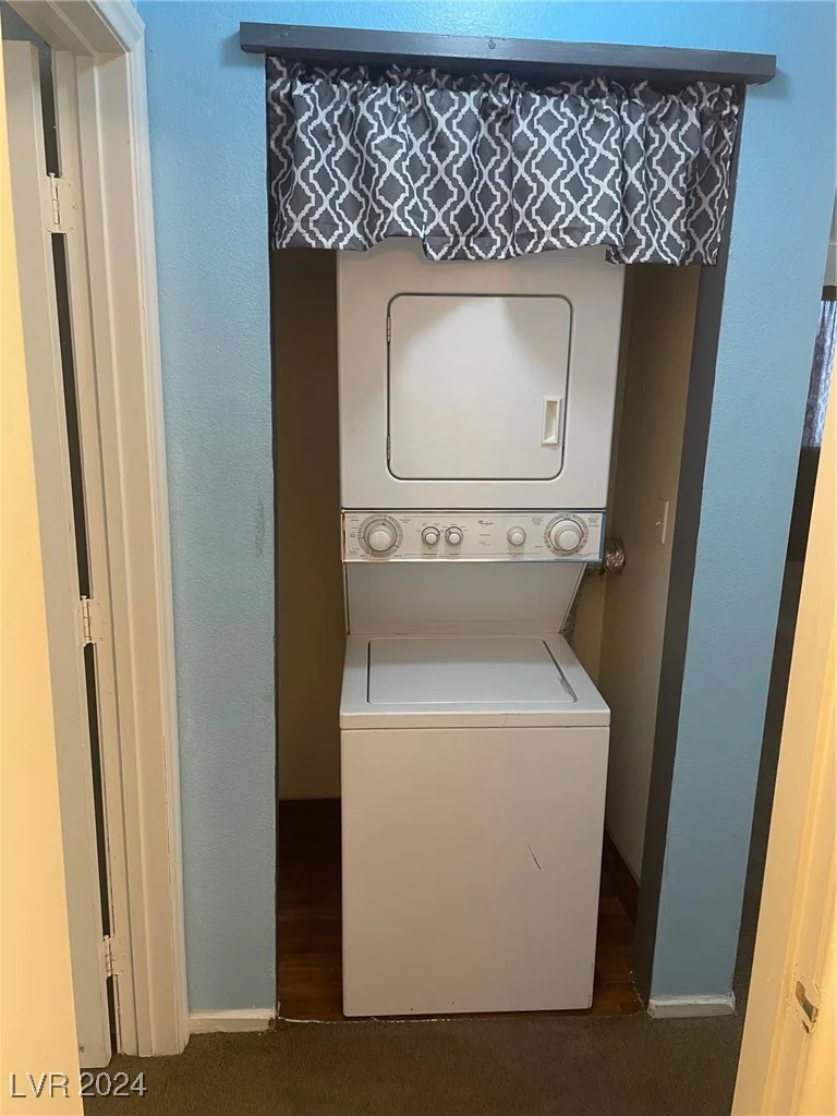 4664 Twain, Las Vegas, NV 89103