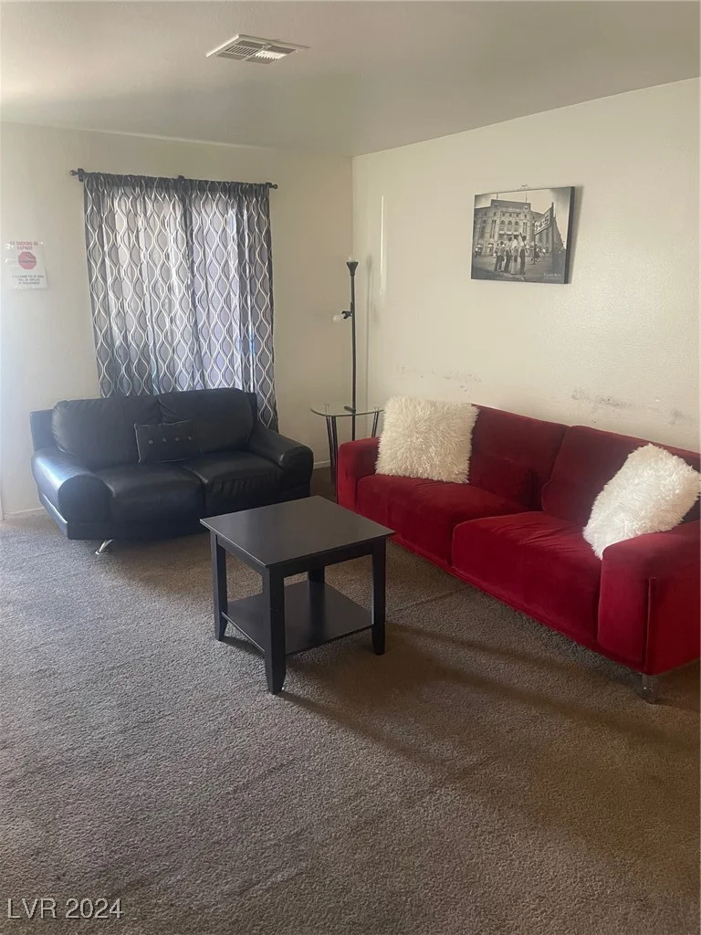 4664 Twain, Las Vegas, NV 89103