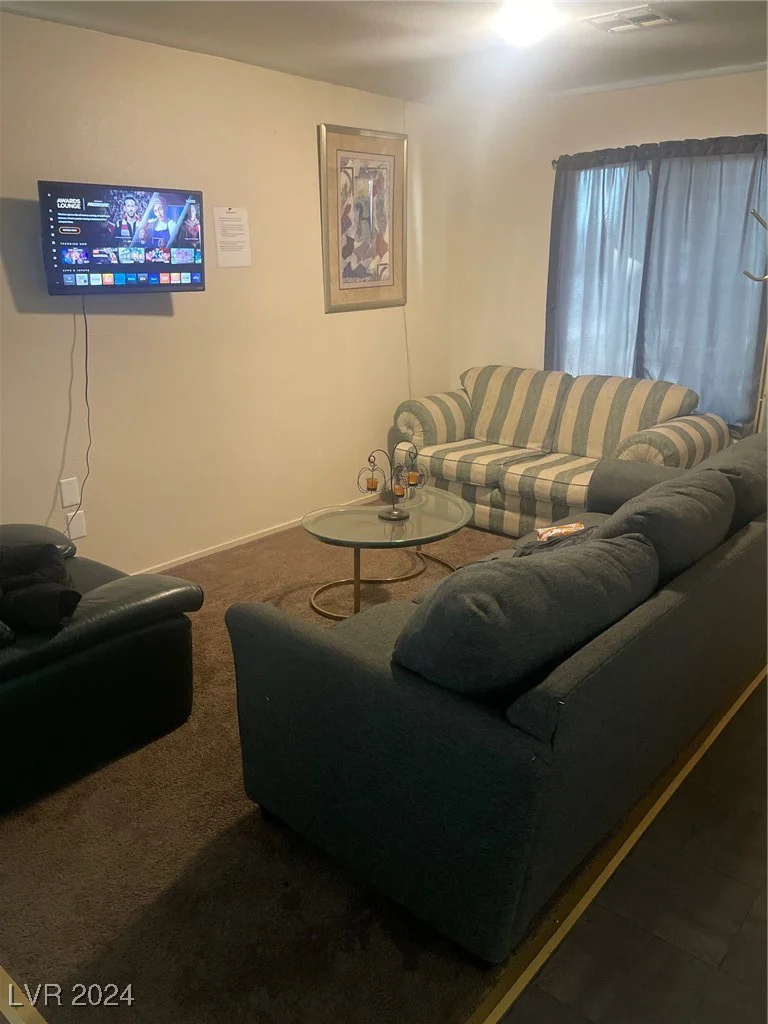 4664 Twain, Las Vegas, NV 89103