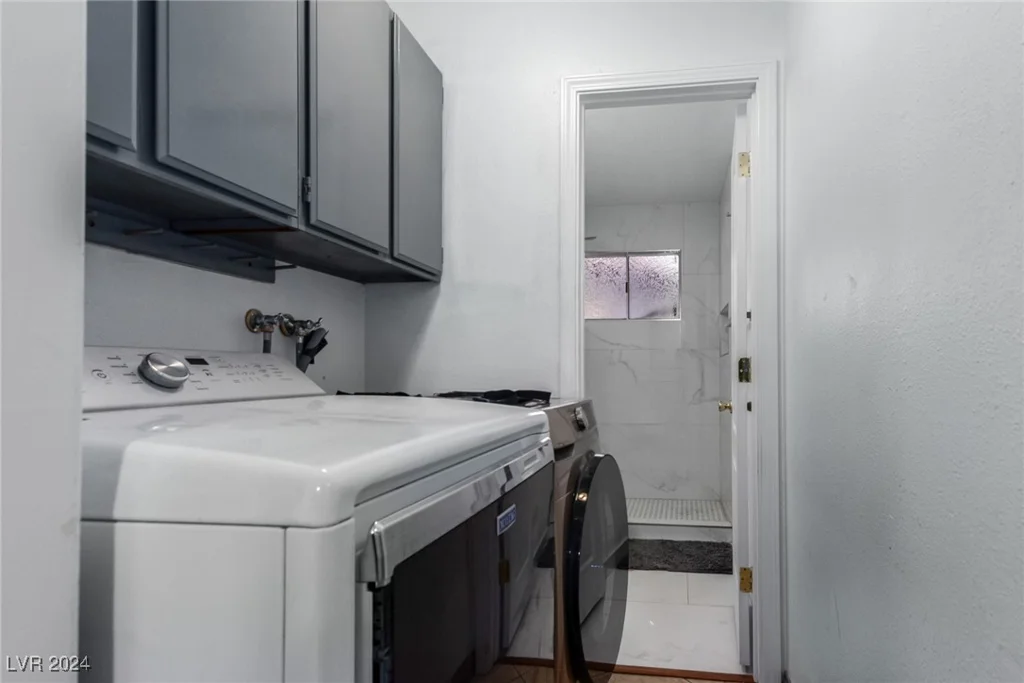 2100 Las Flores, Las Vegas, NV 89102