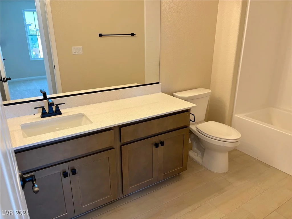 10219 Moonlit Meadow, Las Vegas, NV 89141