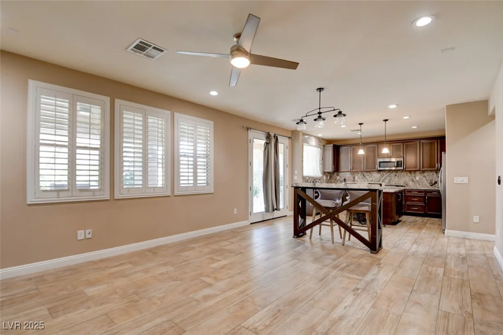 5301 Fairbranch, Las Vegas, NV 89135