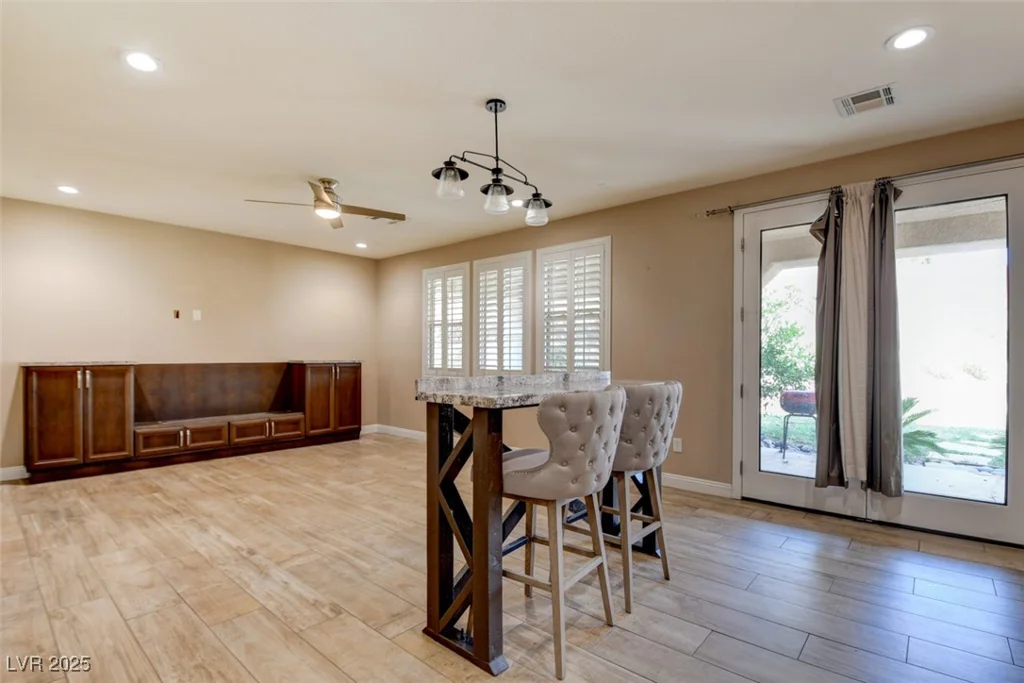 5301 Fairbranch, Las Vegas, NV 89135