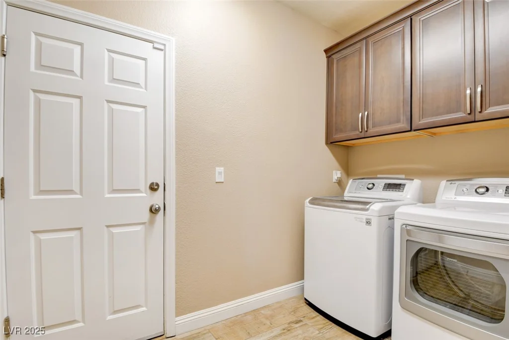 5301 Fairbranch, Las Vegas, NV 89135