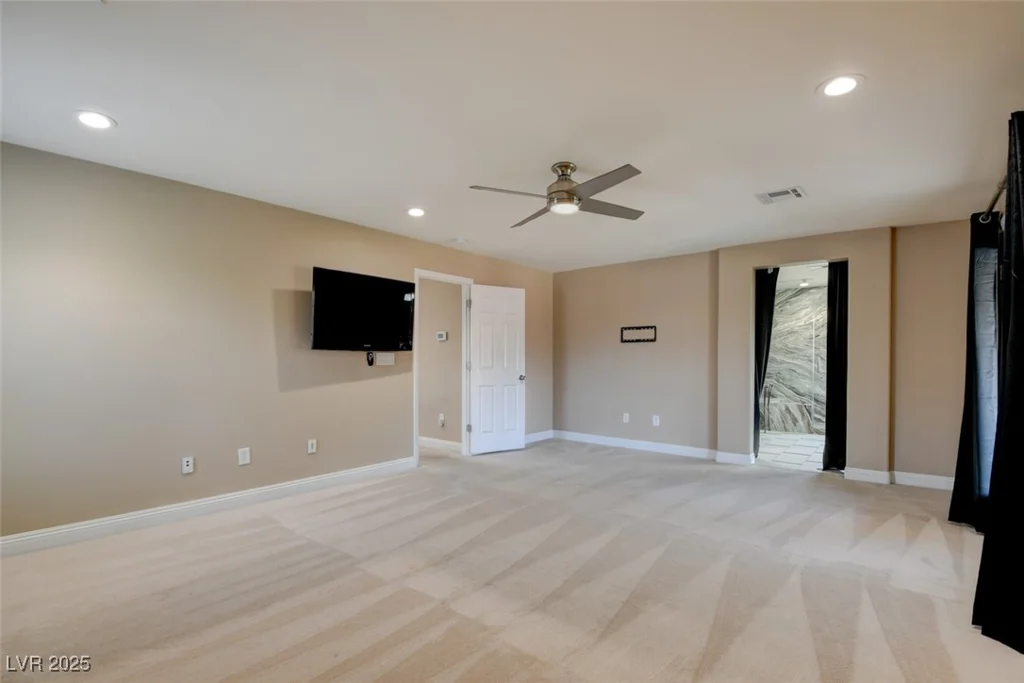5301 Fairbranch, Las Vegas, NV 89135