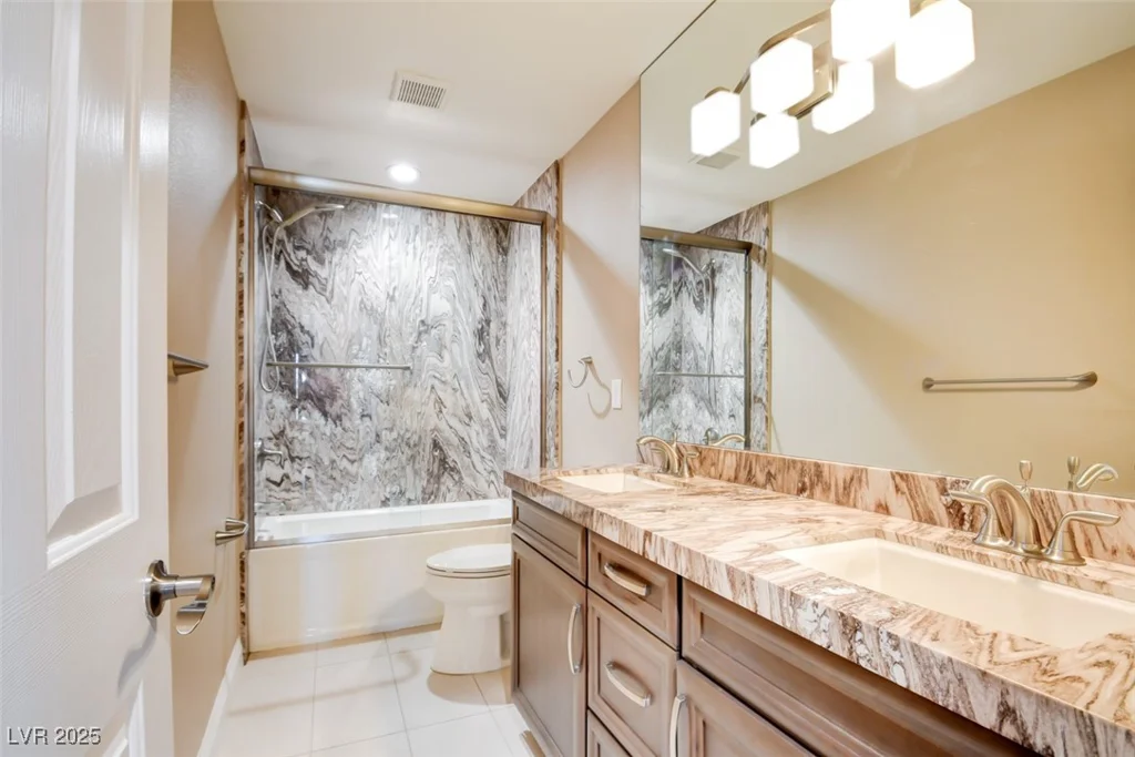 5301 Fairbranch, Las Vegas, NV 89135