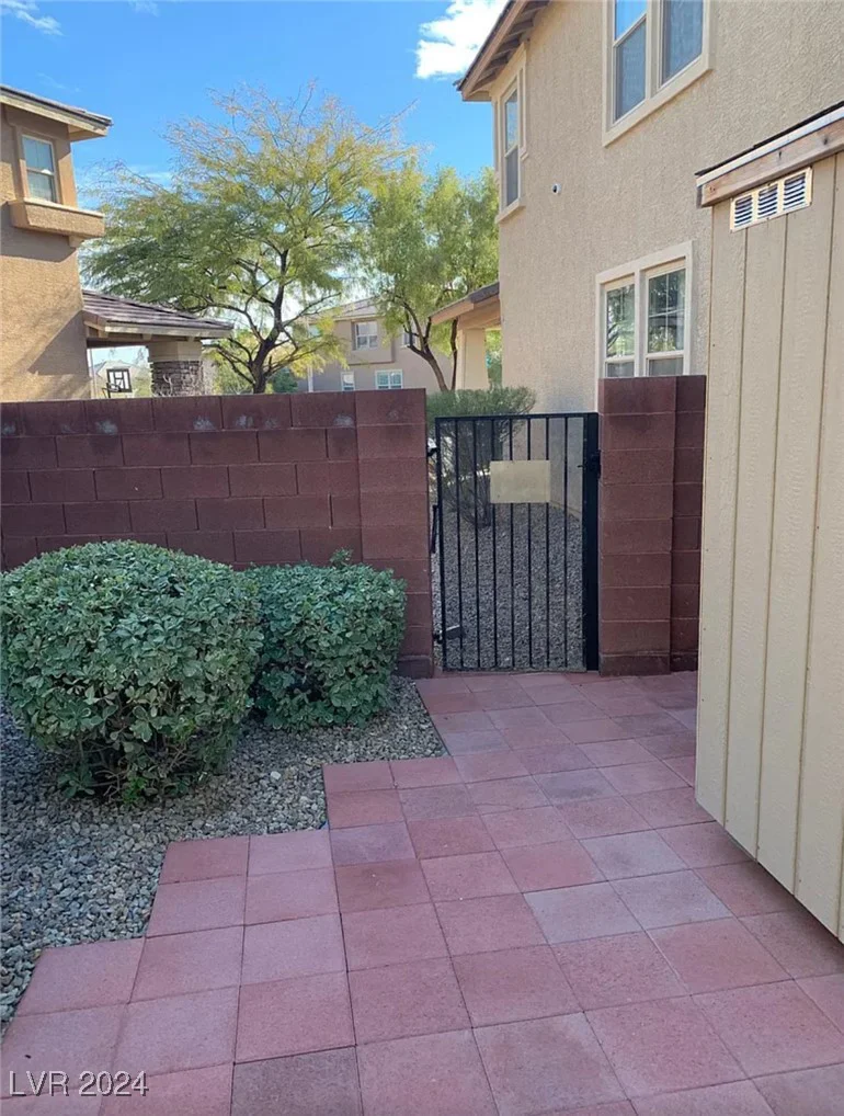 5301 Fairbranch, Las Vegas, NV 89135
