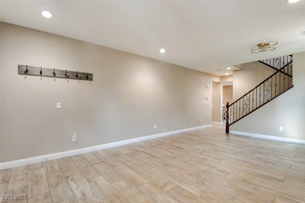 5301 Fairbranch, Las Vegas, NV 89135