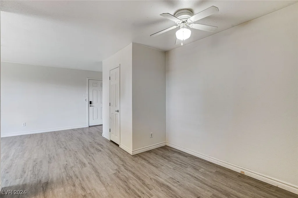 2451 Rainbow, Las Vegas, NV 89108