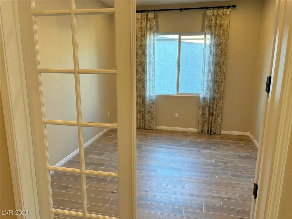 6483 Dove Point, Las Vegas, NV 89130