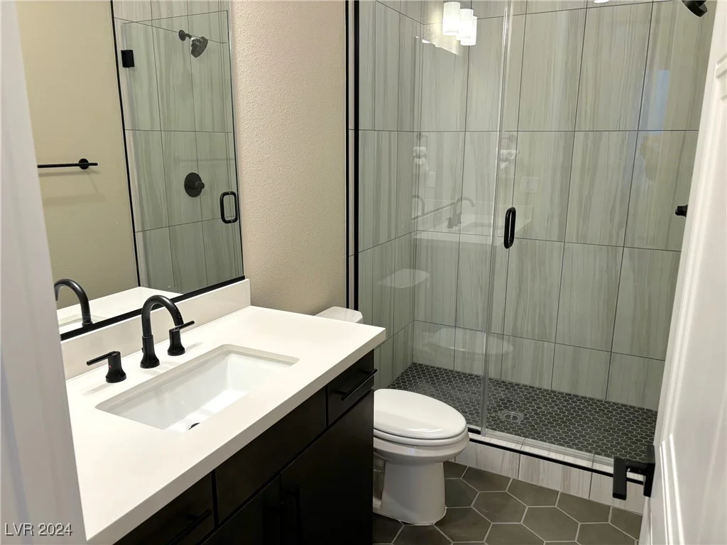 6483 Dove Point, Las Vegas, NV 89130