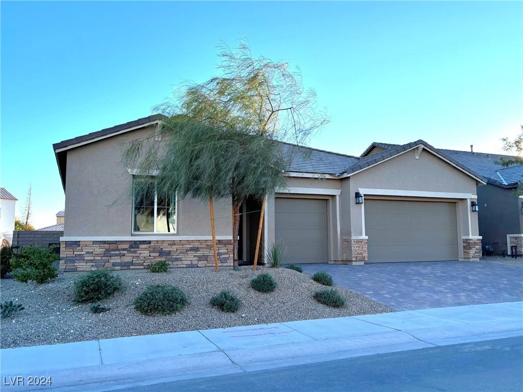 6483 Dove Point, Las Vegas, NV 89130