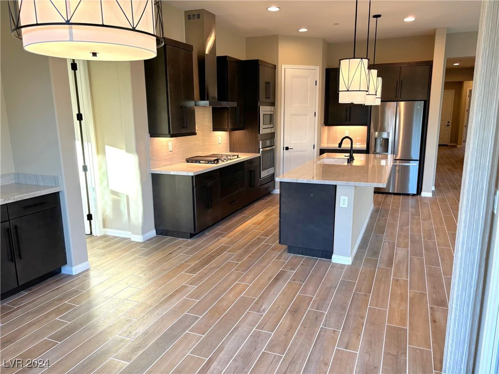 6483 Dove Point, Las Vegas, NV 89130