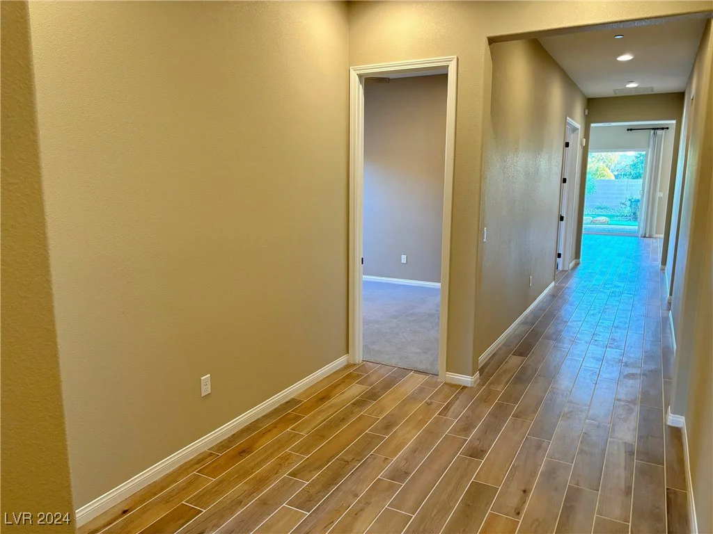 6483 Dove Point, Las Vegas, NV 89130
