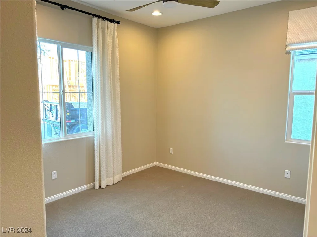 6483 Dove Point, Las Vegas, NV 89130