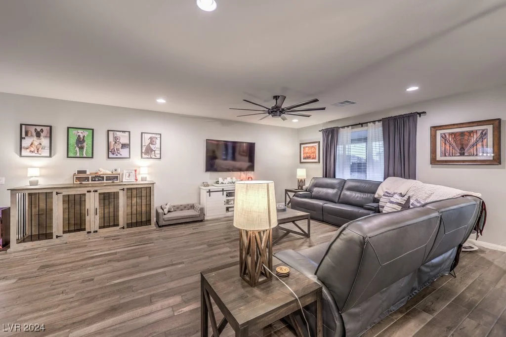 8931 Hammer, Las Vegas, NV 89149