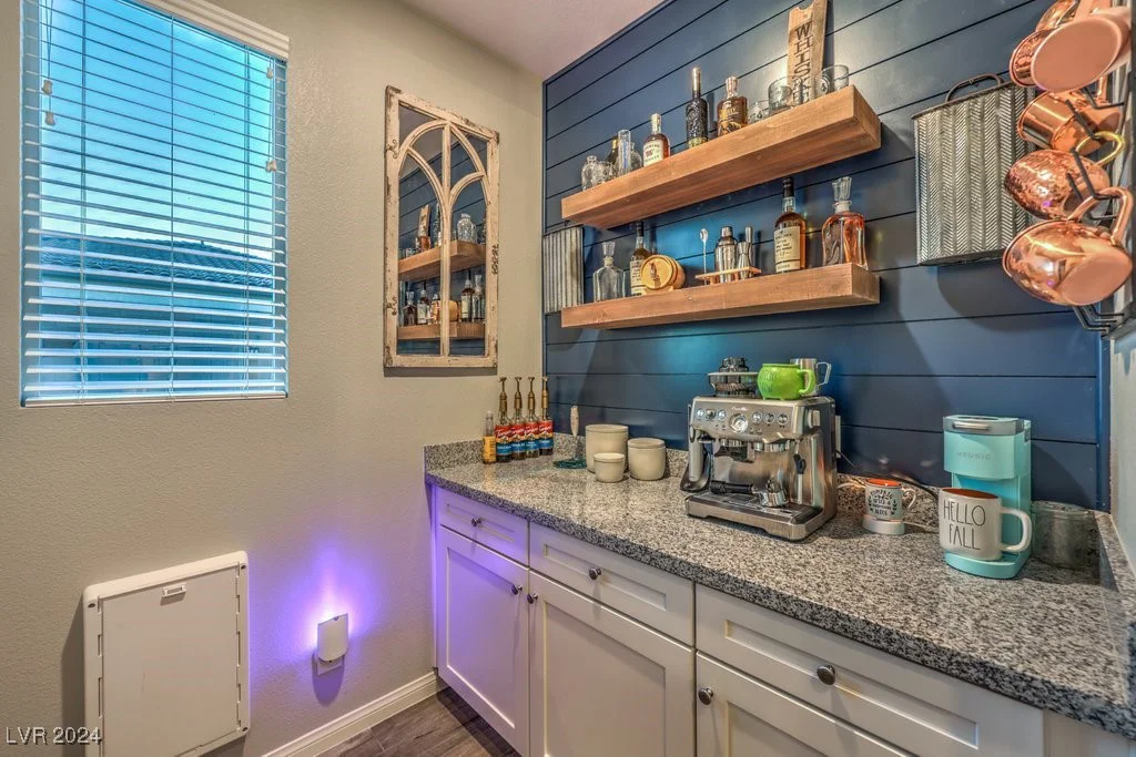 8931 Hammer, Las Vegas, NV 89149