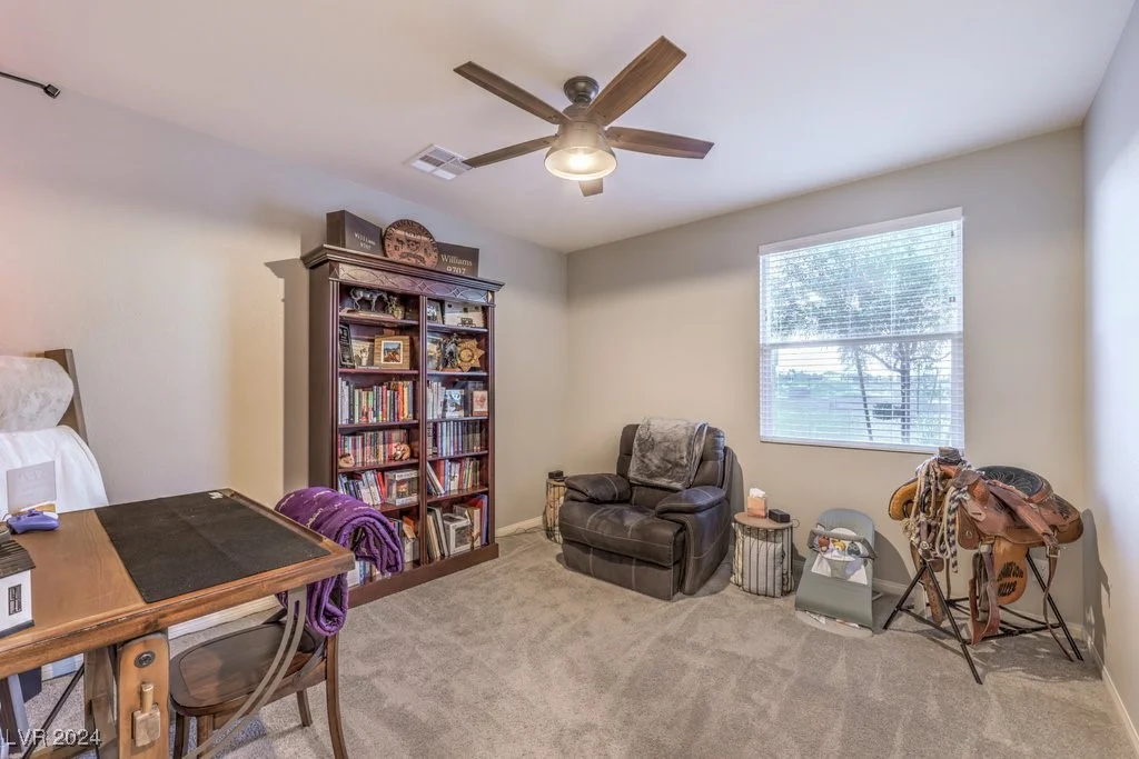 8931 Hammer, Las Vegas, NV 89149
