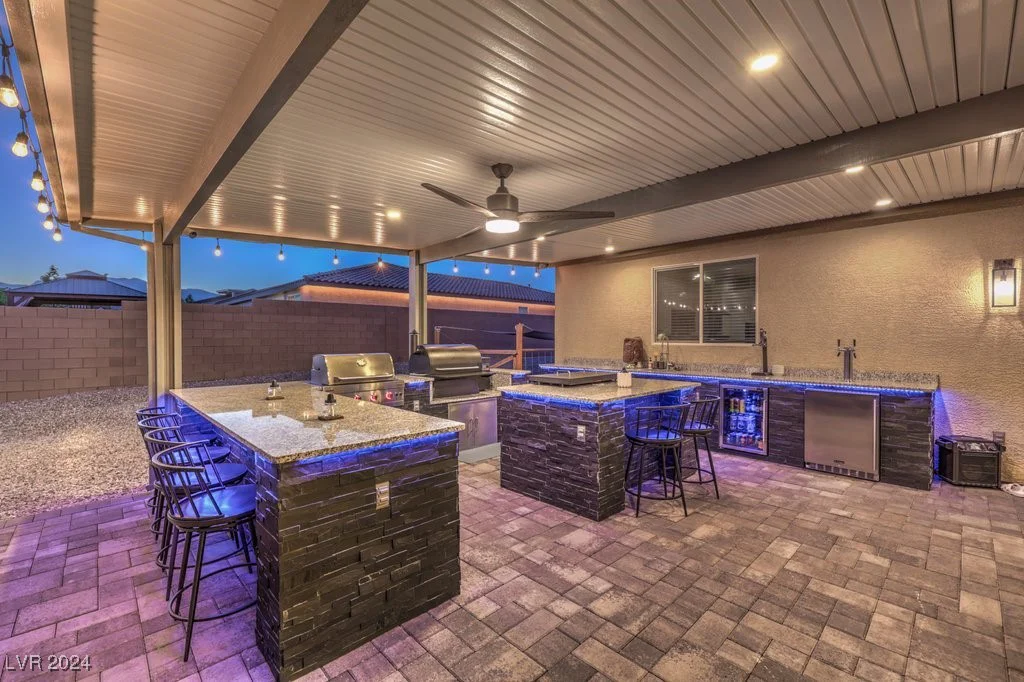 8931 Hammer, Las Vegas, NV 89149