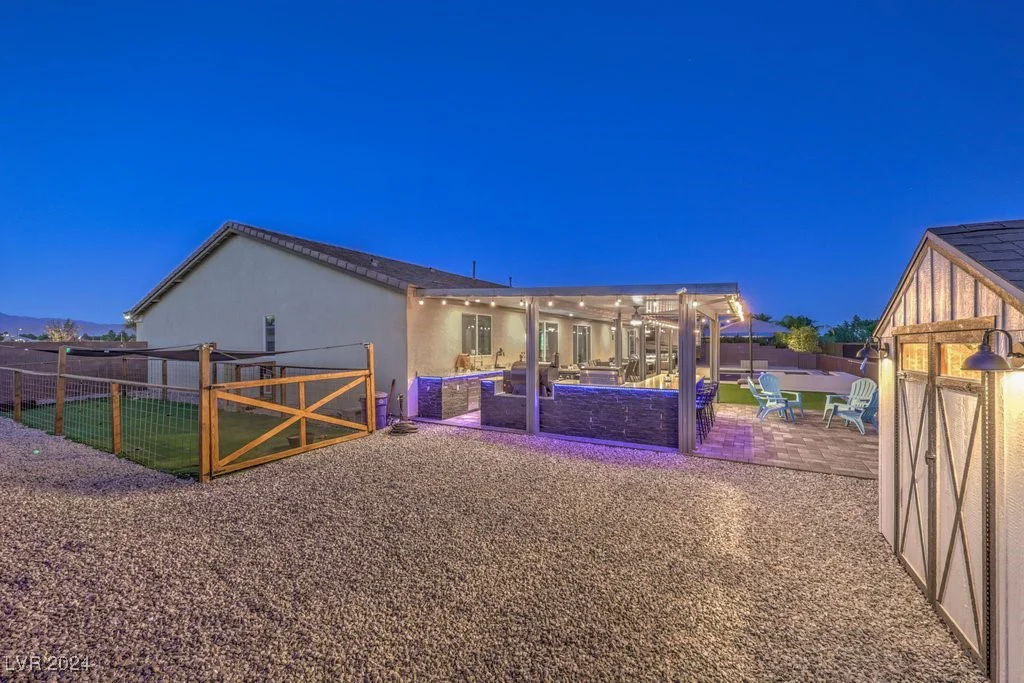 8931 Hammer, Las Vegas, NV 89149