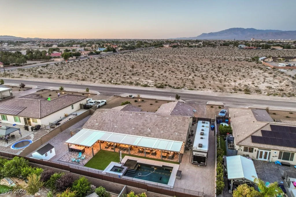 8931 Hammer, Las Vegas, NV 89149