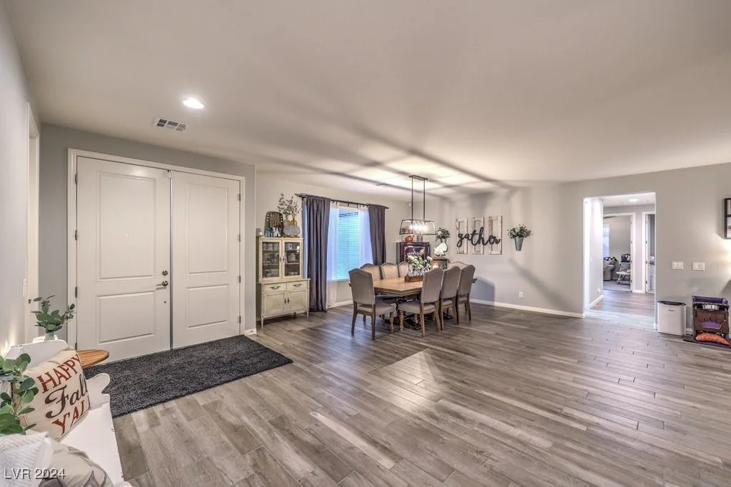 8931 Hammer, Las Vegas, NV 89149