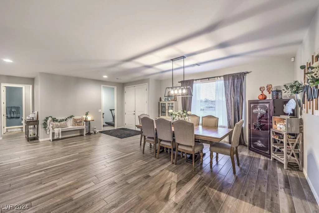 8931 Hammer, Las Vegas, NV 89149
