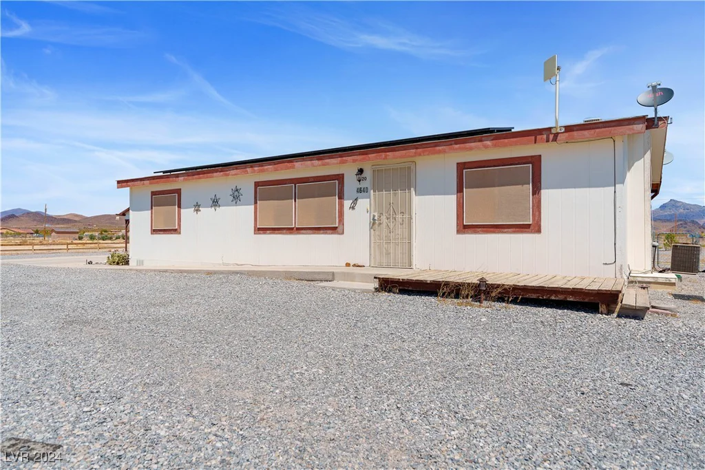 4640 Dyer, Pahrump, NV 89048