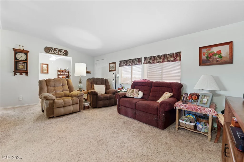 4640 Dyer, Pahrump, NV 89048